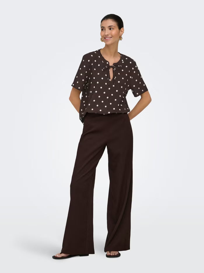 JDYDEBBIE SS V NECK TOP