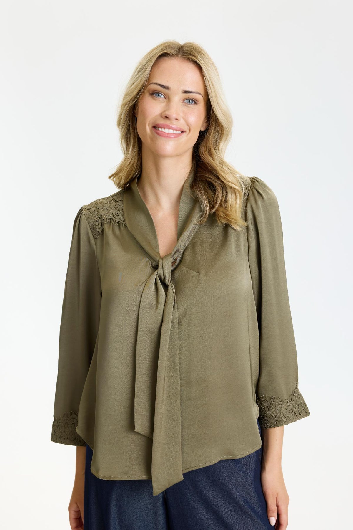 Faye Blouse