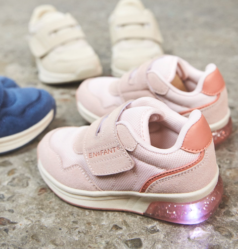 Sneakers Velcro w. Light