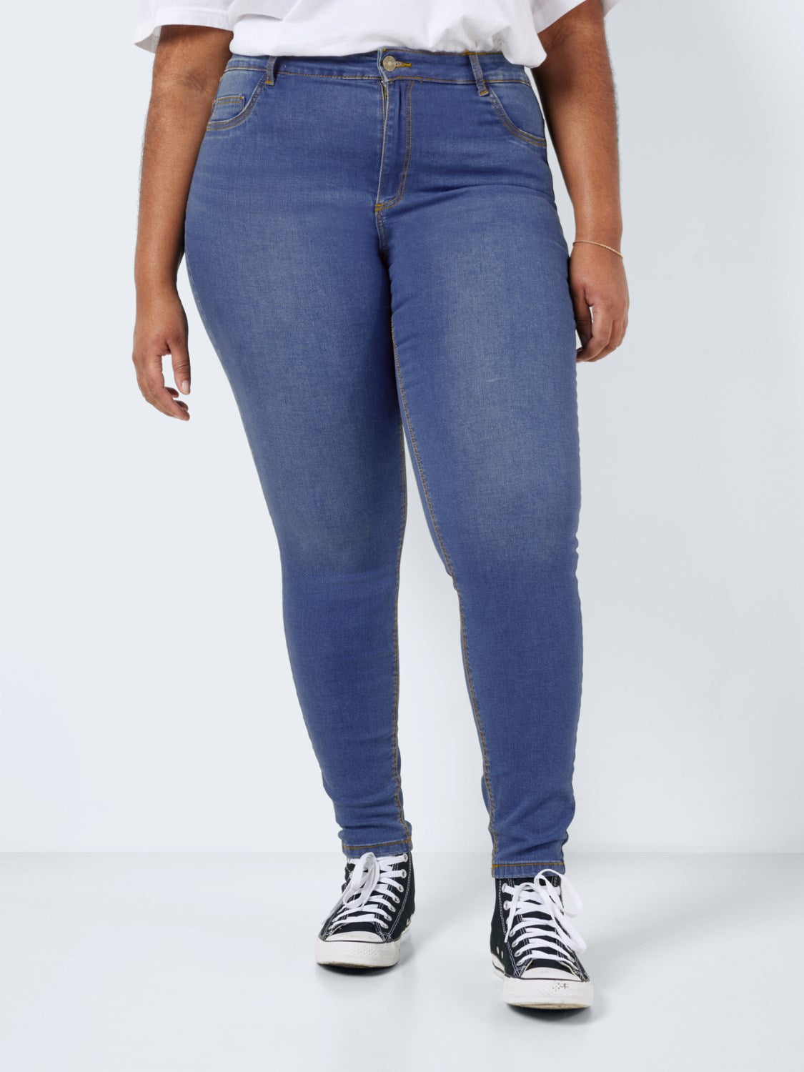 NMCALLIE HW JEANS VI021MB CURVE