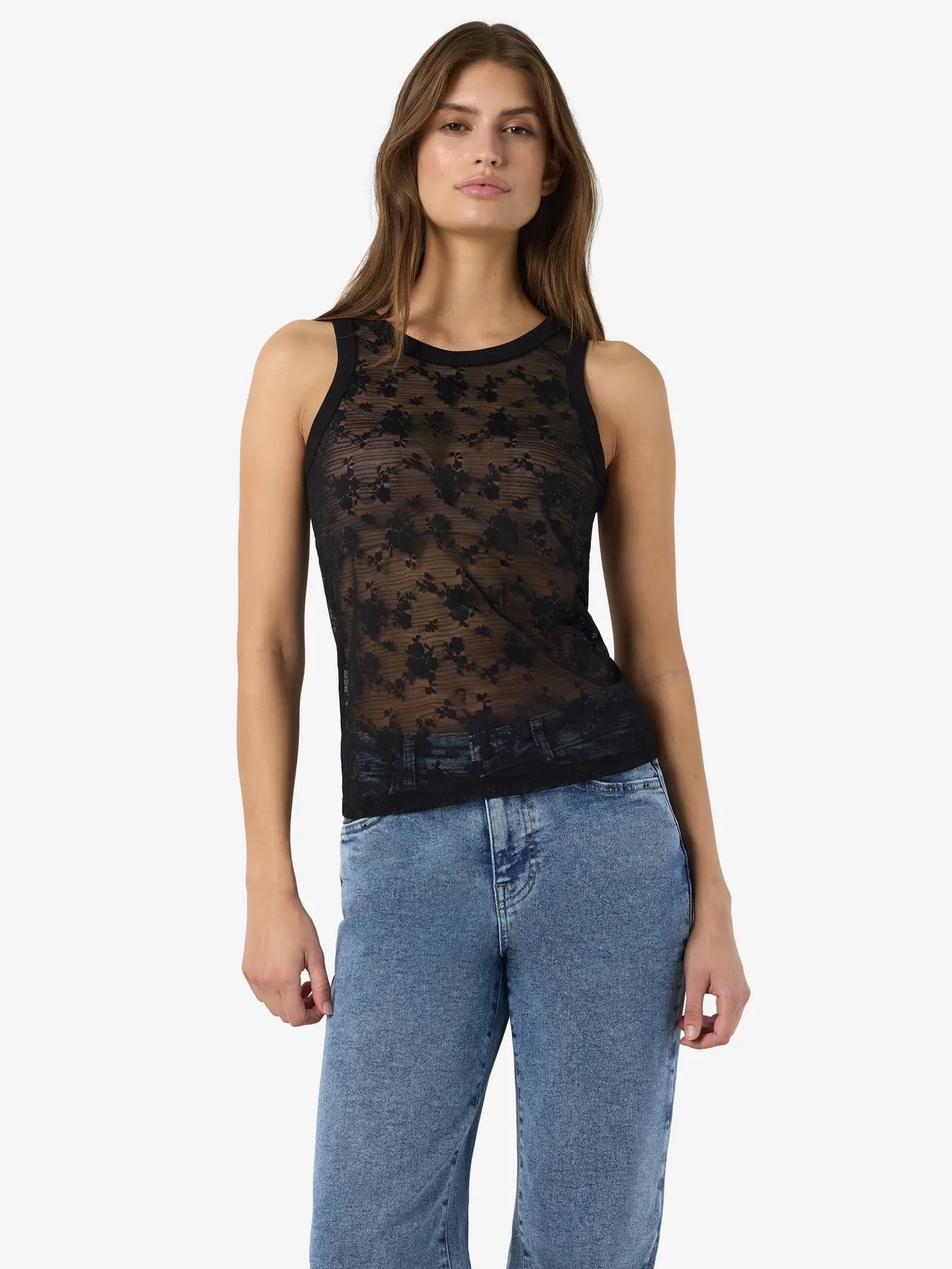 NMEVE S/L LACE TANK TOP