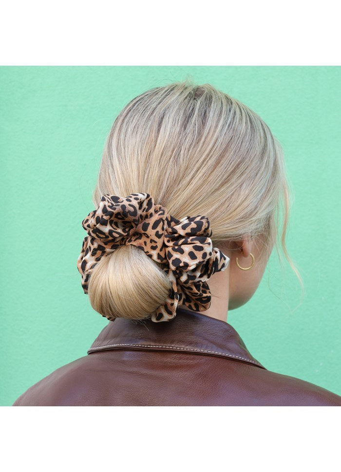 ISABELLA SCRUNCHIE