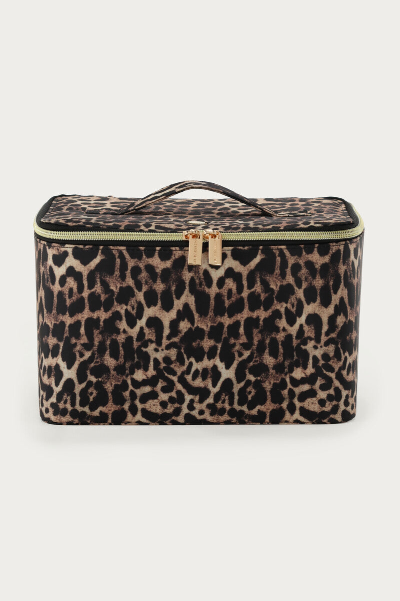 Leopard print beauty case