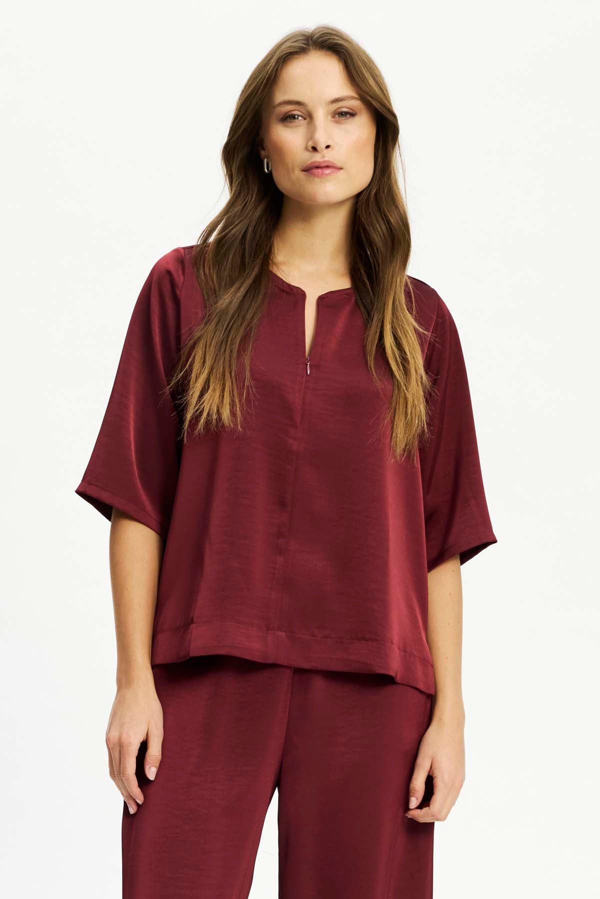 Mpu-Ewa 065 - Blouse