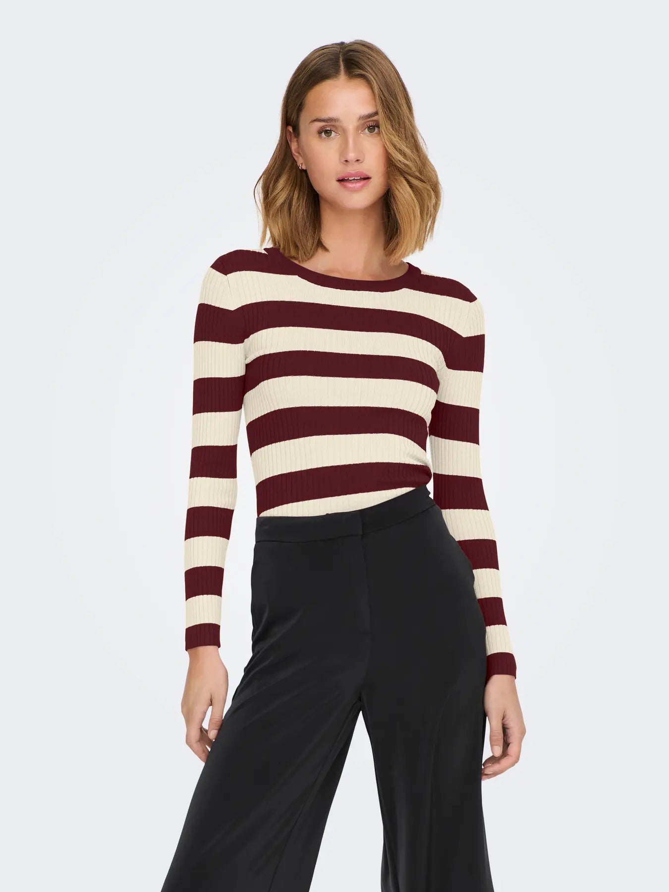 JDYPLUM L/S O-NECK PULLOVER