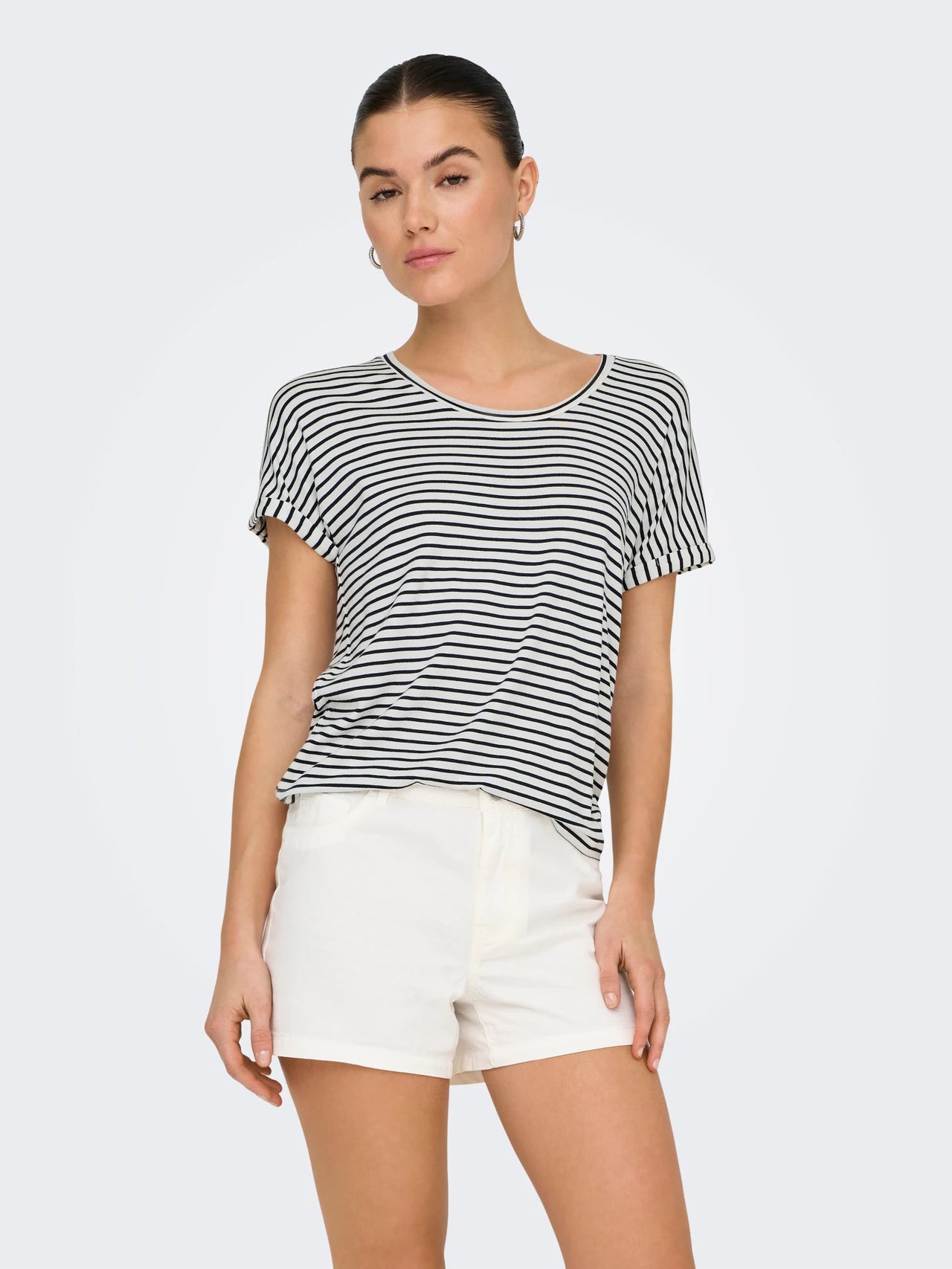 JDYSISSY S/S O-NECK TOP