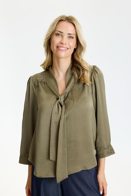 Faye Blouse