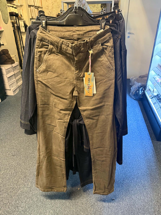 Farvet Jeans