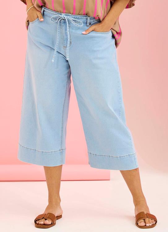 Zh-Rupi 08-Rupi Fit