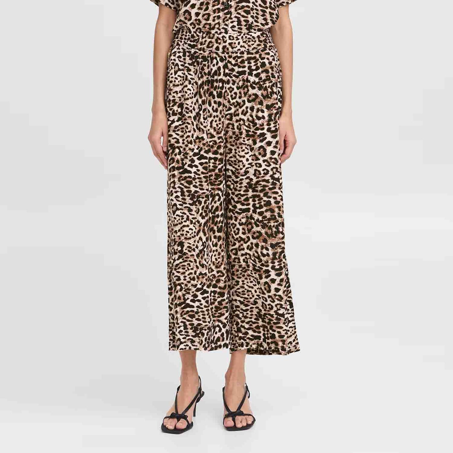 BYMMJOELLA CROP PANTS 2