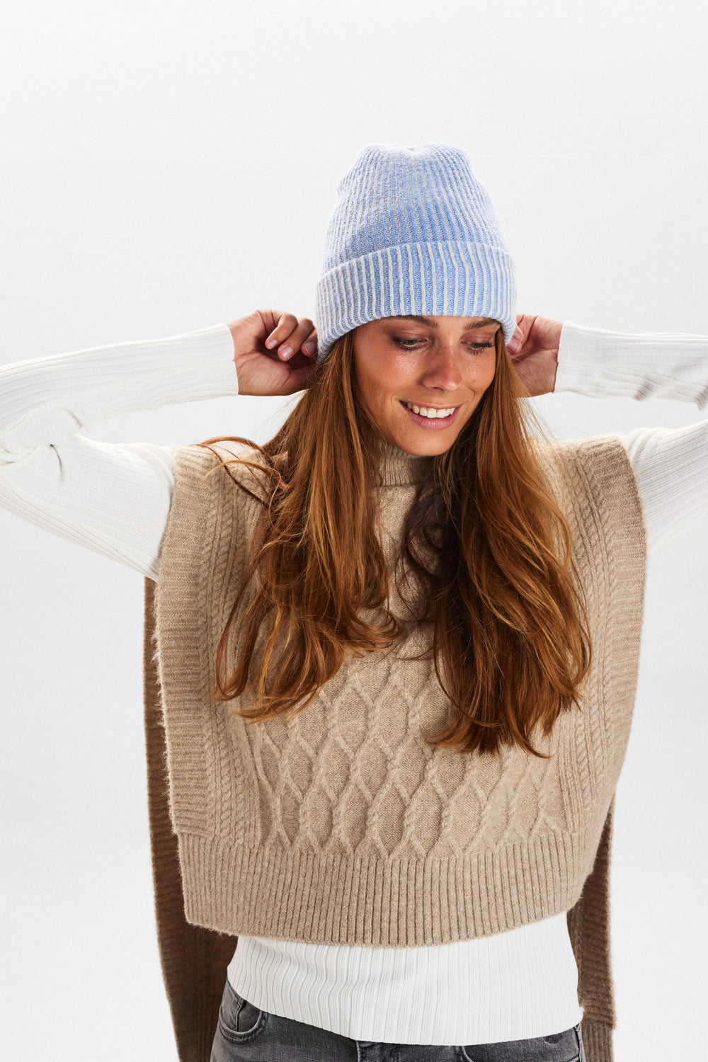 NUCAMILLE HAT