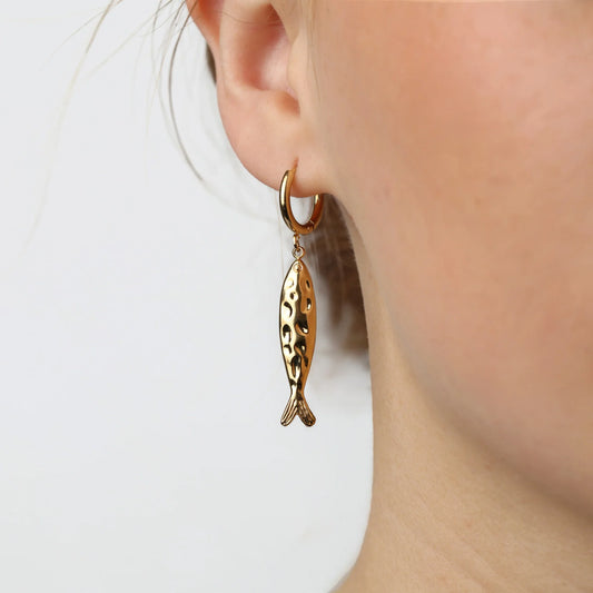 F e n j a - Fish Hoop Earrings Stainless Steel - Gold