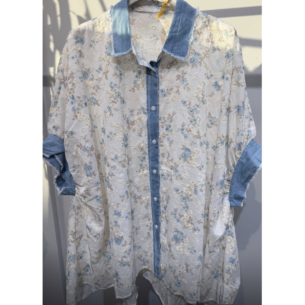 Shirt w flowers