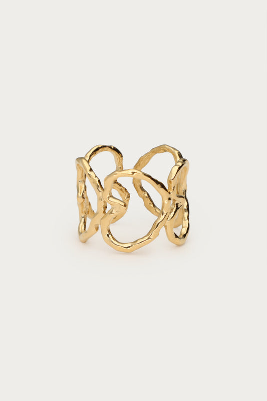 Bold statement ring with open hearts