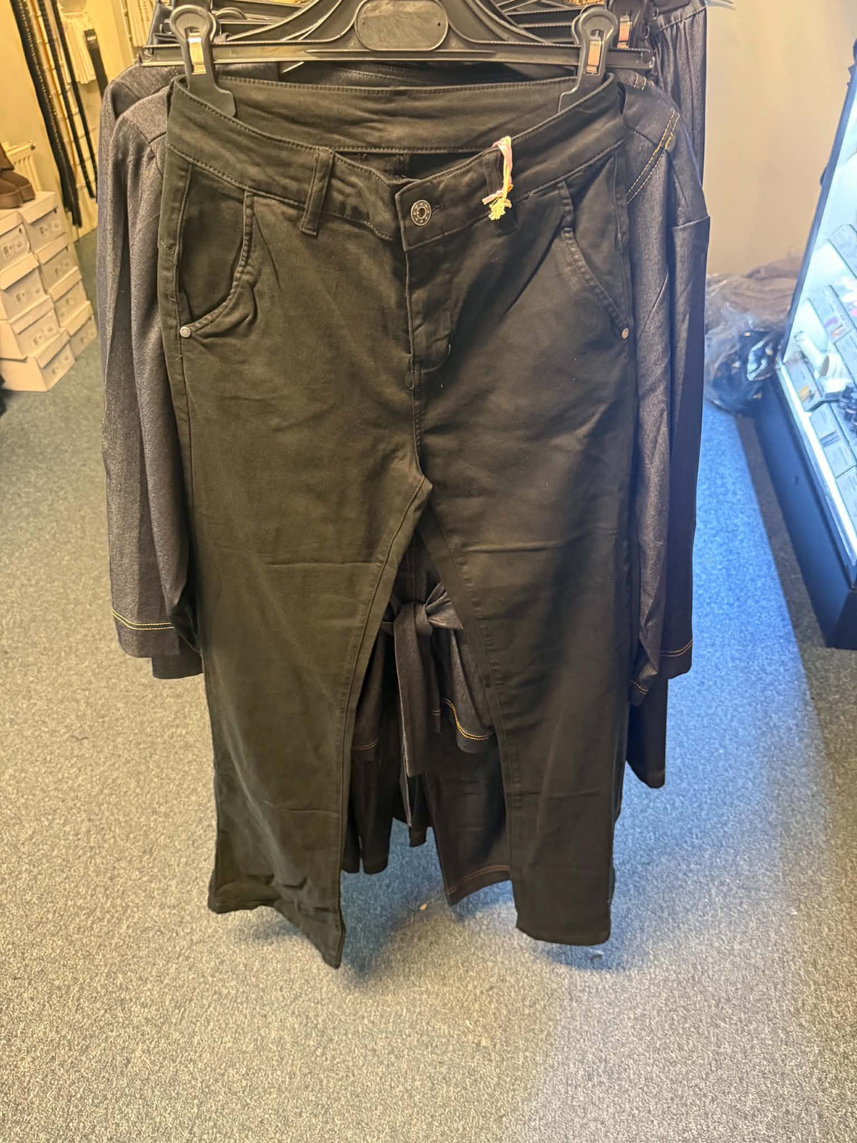 Farvet Jeans