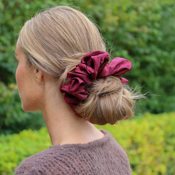 ISABELLA SCRUNCHIE