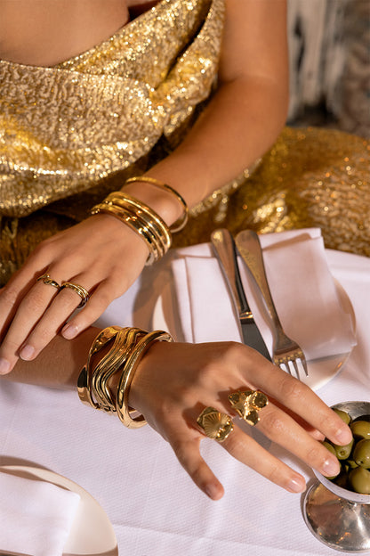 Bangle chunky clip swirl multi row