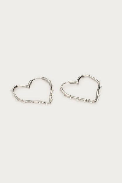 Earring heart pearl hoop