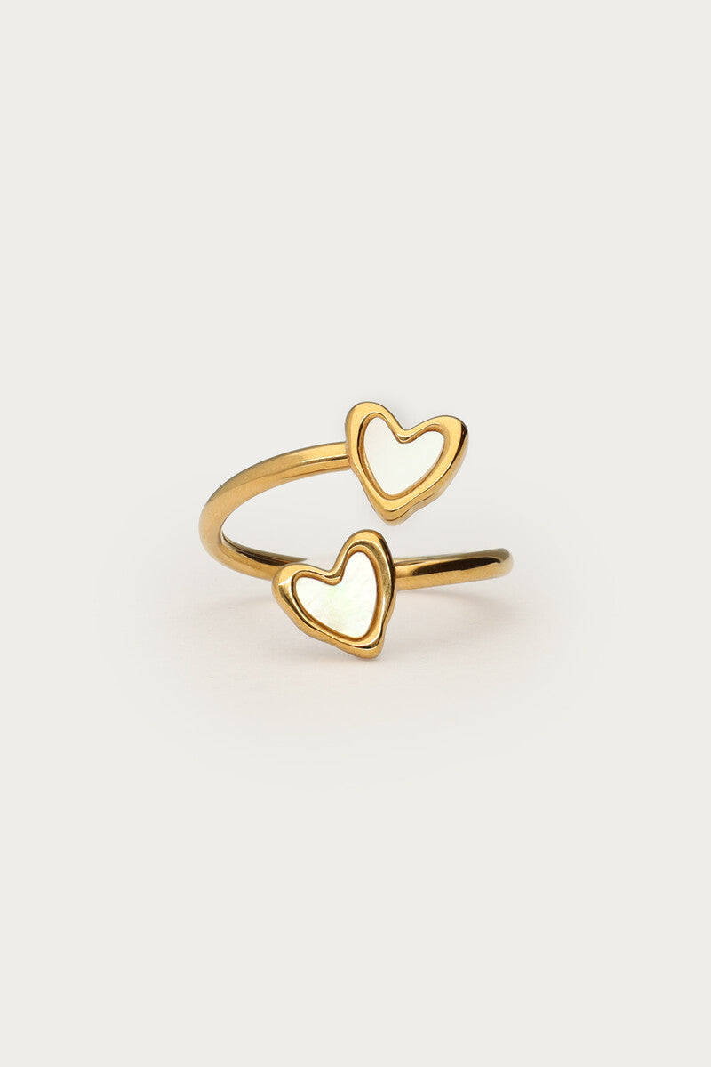 Ring 2 pearl hearts