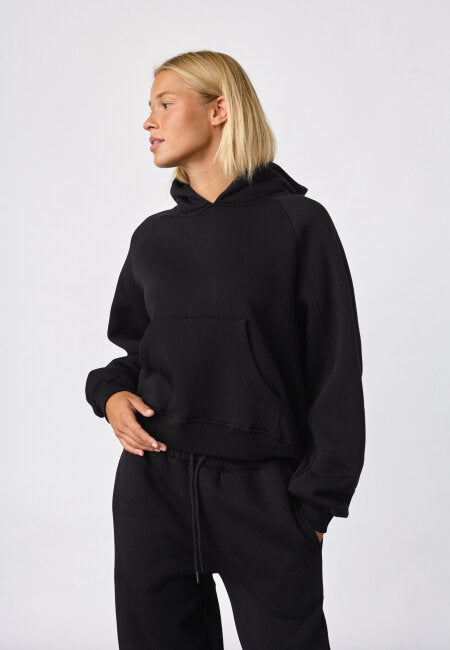 VEMIA-HOODIE